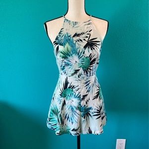 Do+Be floral tropical romper in size small
